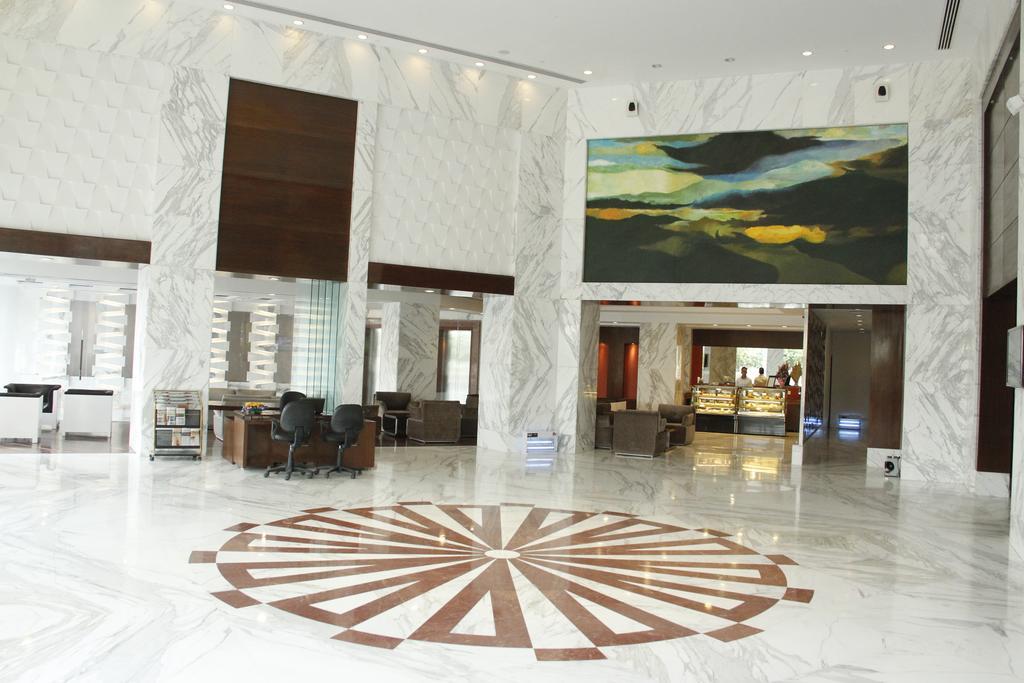 Country Inn & Suites By Radisson, バティンダ エクステリア 写真
